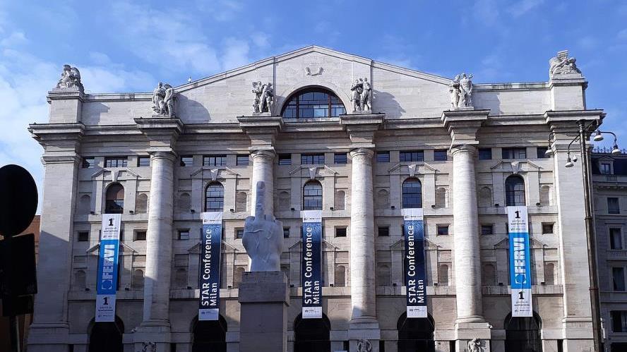 Blue chip italiane: un certificato con 4 titoli di Piazza Affari