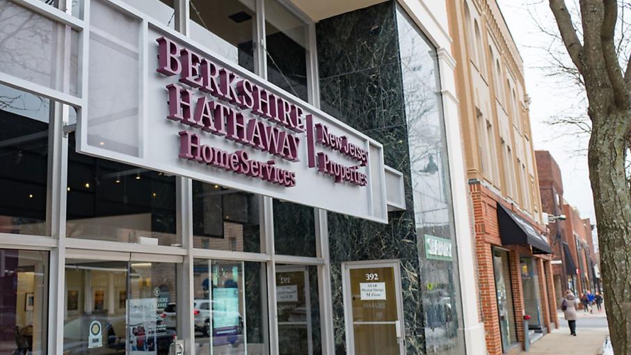 Azioni Berkshire Hathaway: 4 grandi incognite per il 2023