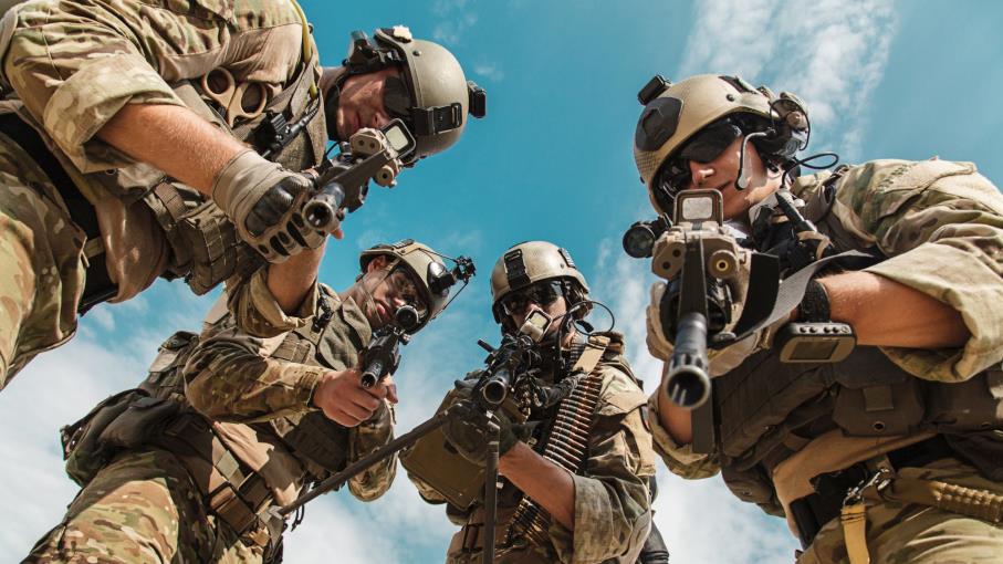 Boom militare globale: le azioni da acquistare