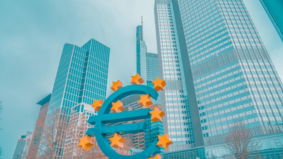 La guerra rallenta normalizzazione BCE: ecco come investire