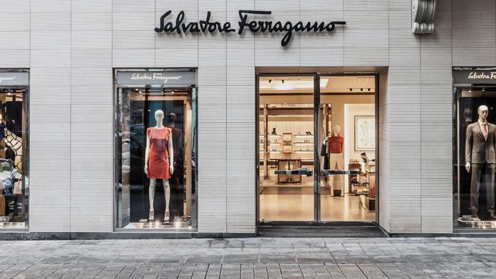 Ferragamo: long o short sull'azione dopo i dati finanziari del 2022?