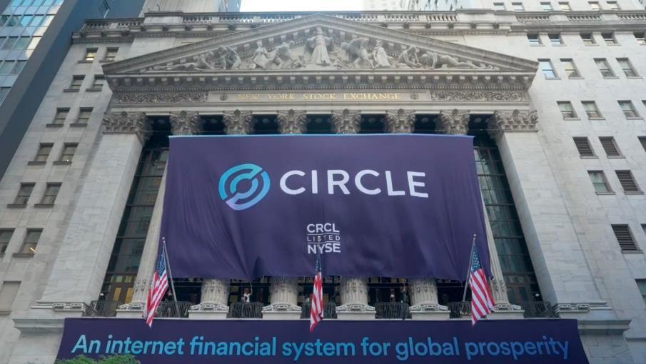 Fintech: un certificato per puntare su due big con cedole fino al 24%