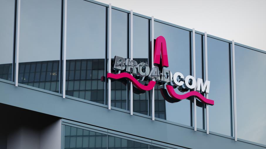 Broadcom attesa ai conti: AI e crescita record sotto i riflettori