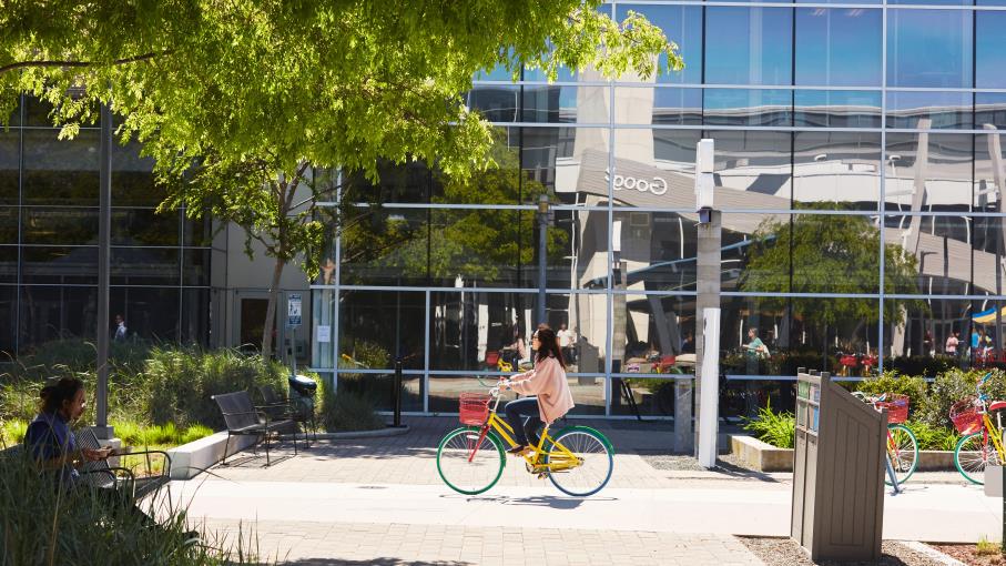 Wall Street Oggi: Alphabet spinge dal rialzo il Nasdaq
