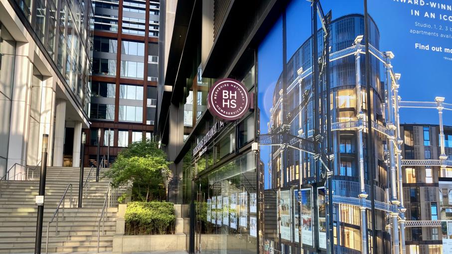 Berkshire Hathaway: trimestrale poco brillante, liquidità record