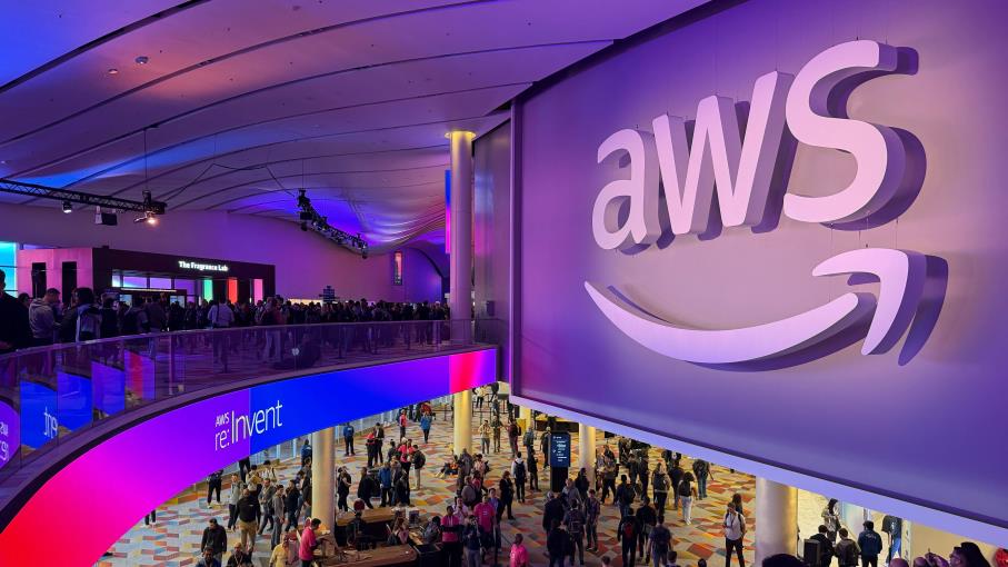 Amazon: stasera la trimestrale, cosa si aspetta Wall Street