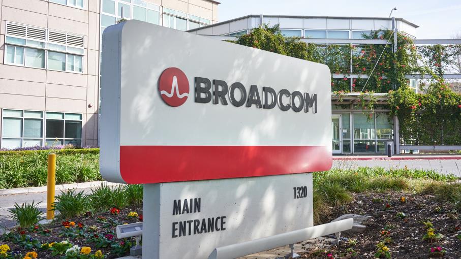 Numeri da record: la trimestrale Broadcom stupisce Wall Street