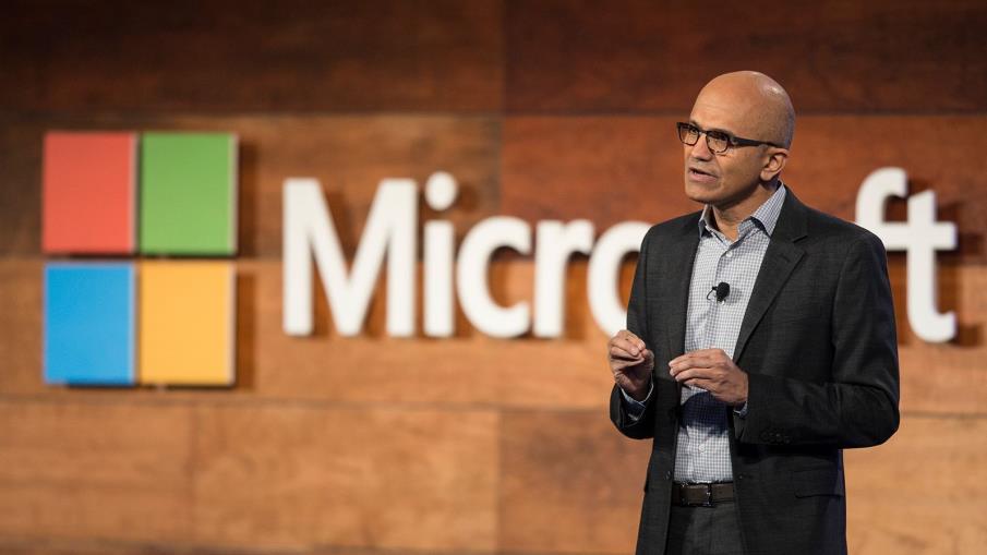 Microsoft accelera su AI, spesa da $80 miliardi per data center