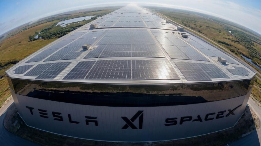 SpaceX: il piano da 56 miliardi per una fabbrica di chip