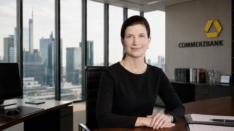 Semestrale Commerzbank da record: utile a 1,8 miliardi, +39,6%
