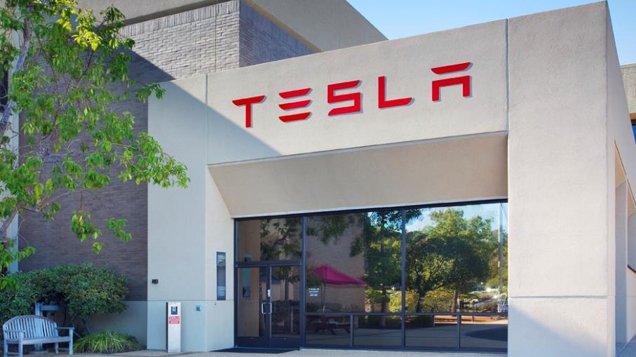 Tesla: per Morgan Stanley le azioni arriveranno a 810 dollari