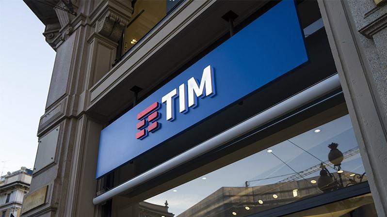 TIM nel mirino della francese Iliad, cosa fare in Borsa?