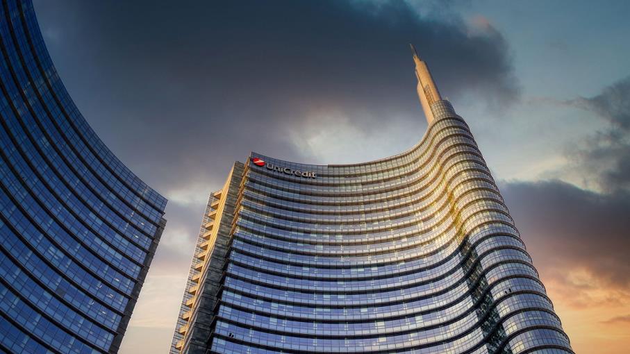 Azioni UniCredit in focus: Commerzbank fa ostruzionismo