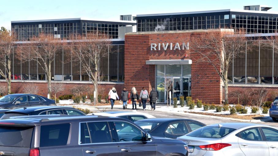 Wall Street: Rivian pronta a sfidare Tesla con supporto di Amazon