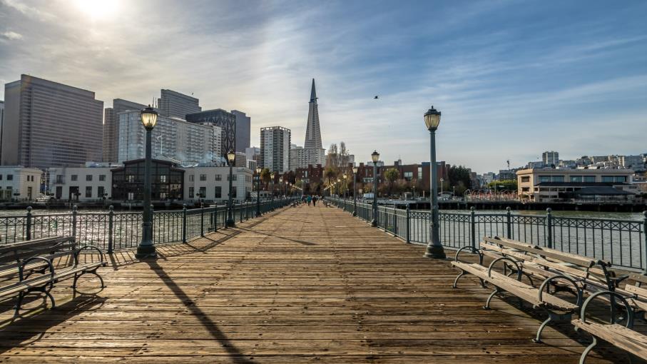 Tesla pronta a espandere i robotaxi nell’area di San Francisco
