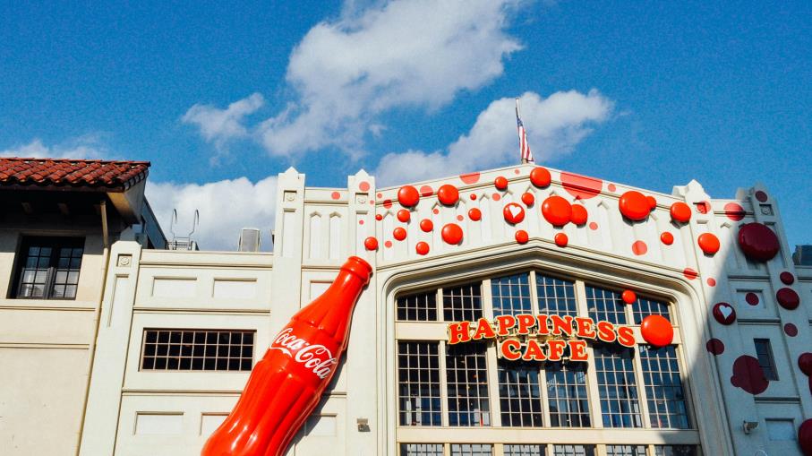 Coca-Cola: la trimestrale batte le attese, focus sulle azioni in Borsa