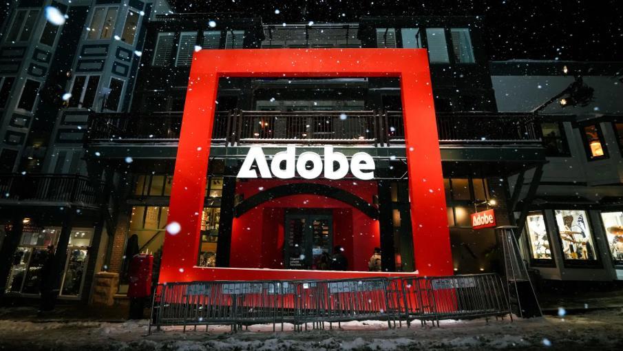 Trimestrale Adobe: questa sera i conti, cosa si aspetta il mercato