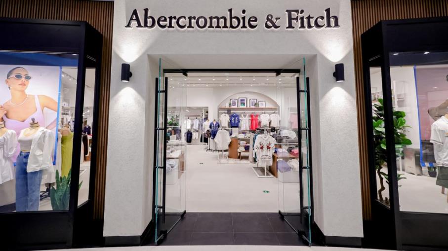 Abercrombie crolla con taglio guidance, cosa fare ora con le azioni?