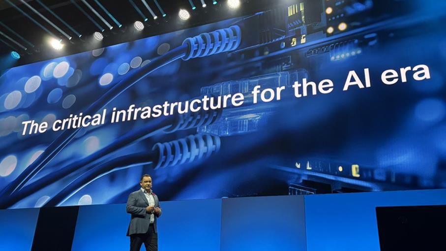 Wall Street Oggi: future positivi, Cisco in forte calo