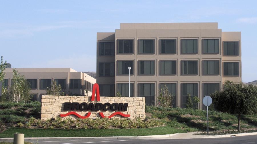 Broadcom: trimestrale supera le attese, split 10 a 1 dal 15 luglio