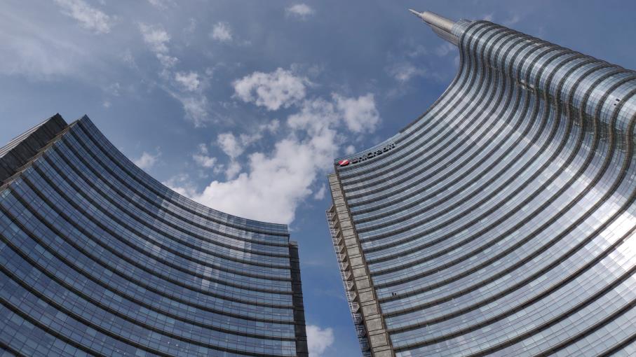 UniCredit acquista quasi il 9% della greca Alpha Services