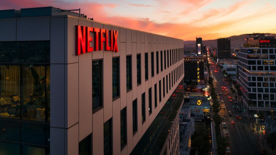 Netflix: gli analisti tornano positivi, ecco il target del rialzo