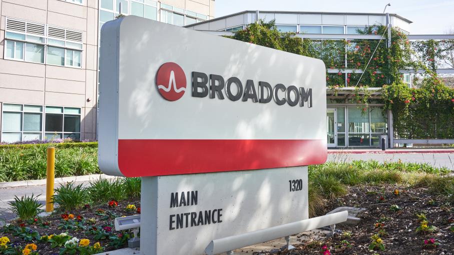 Broadcom: le azioni volano con nuovo accordo con OpenAI per chip AI