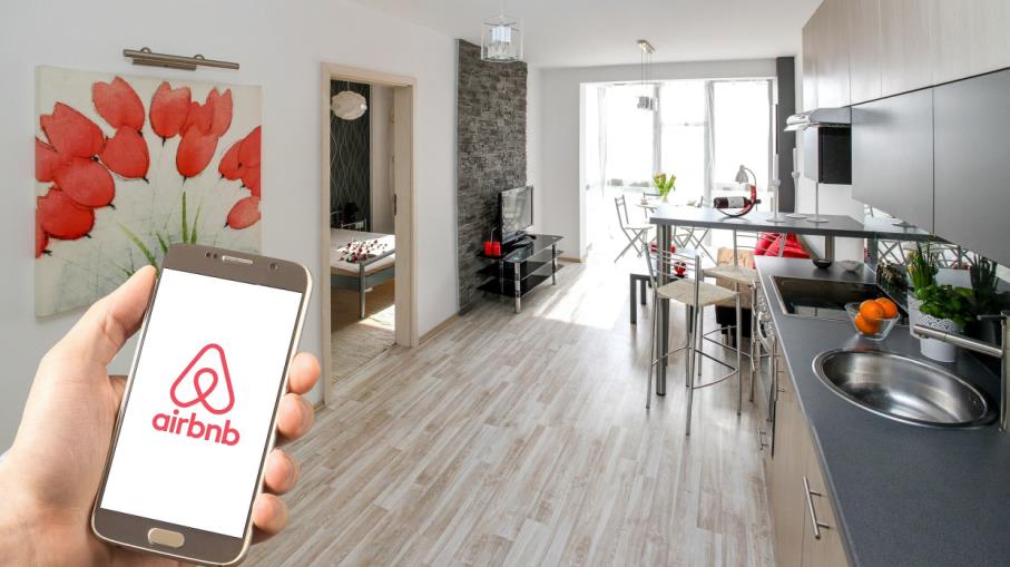 Azioni Airbnb: come operare a Wall Street dopo la trimestrale record?