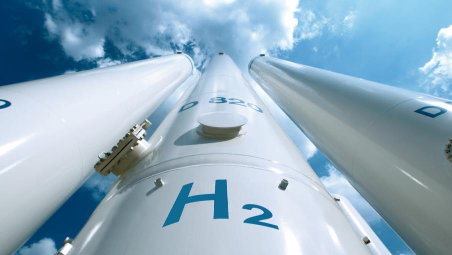 Idrogeno sorprende: energia alternativa batte il petrolio nel 2026