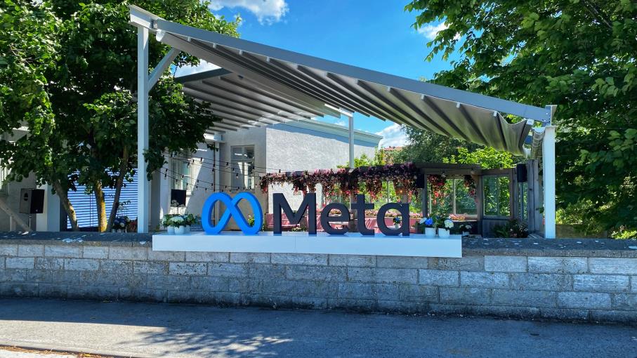 Meta taglia il 20% della forza lavoro, azioni in rialzo a Wall Street