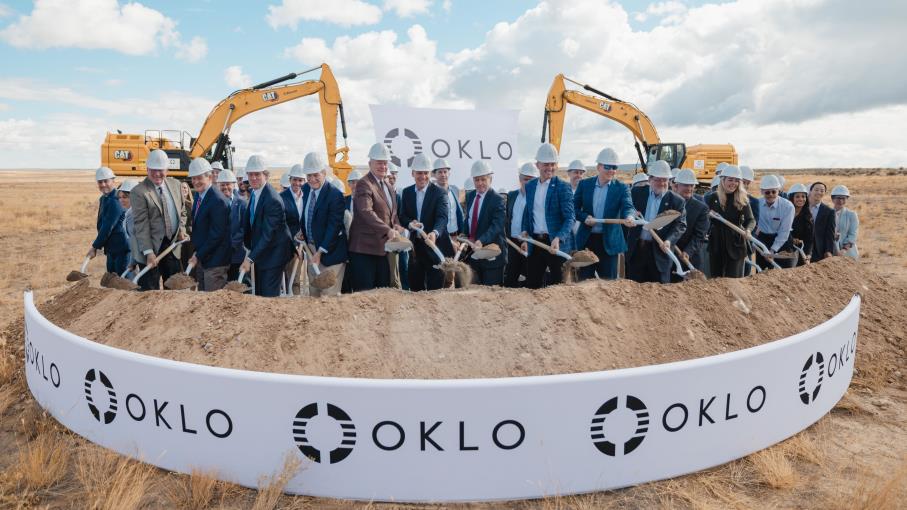 Oklo completa test di reattore al plutonio, cosa fare con le azioni?