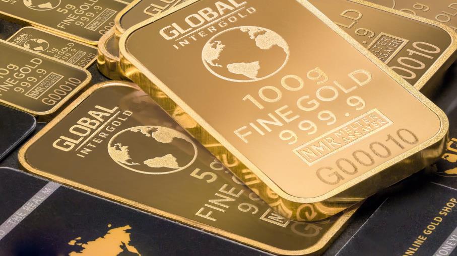 Oro: perché le quotazioni del metallo prezioso scendono