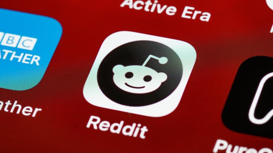 IPO azioni Reddit: la domanda supera di 5 volte l'offerta