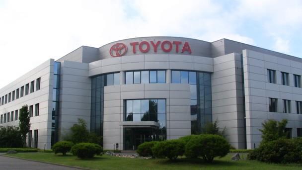 Toyota: firmata nuova partnership per veicoli a idrogeno