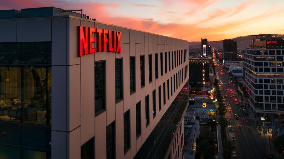 Netflix: sale l'attesa per i conti del 2° trimestre 2023, quali stime?