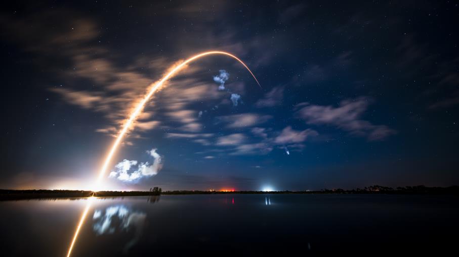 Bond SpaceX da 20 mld: Musk sul mercato del debito