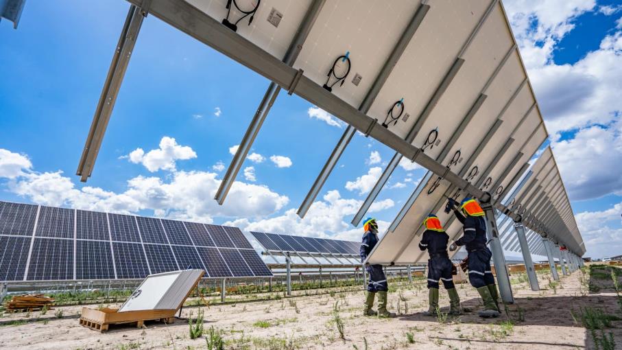 Azioni ENI: quali impatti con Plenitude che acquista asset da Neoen?