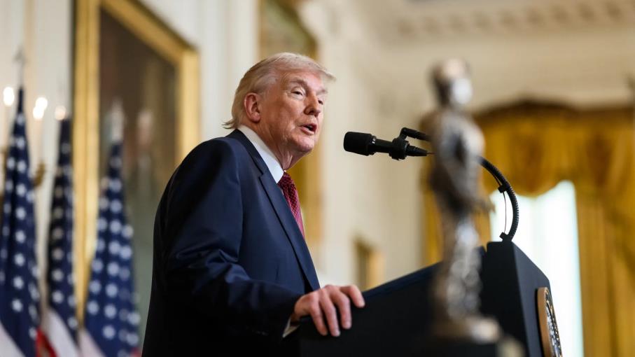 Schiaffo a Trump: la Corte Suprema blocca i dazi