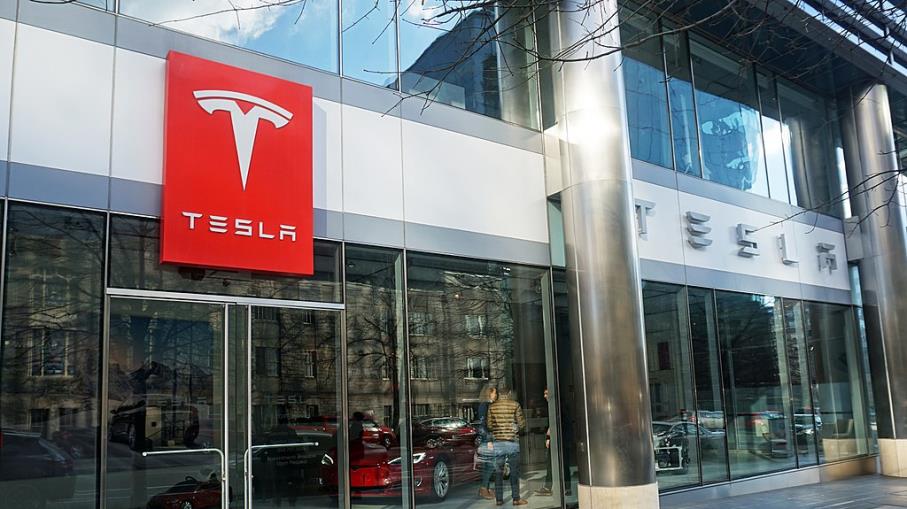 Tesla: trader non tengono le azioni per più di 1 mese, cosa significa?