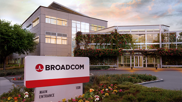 Broadcom rompe con Google sui chip AI, crollano le azioni in Borsa