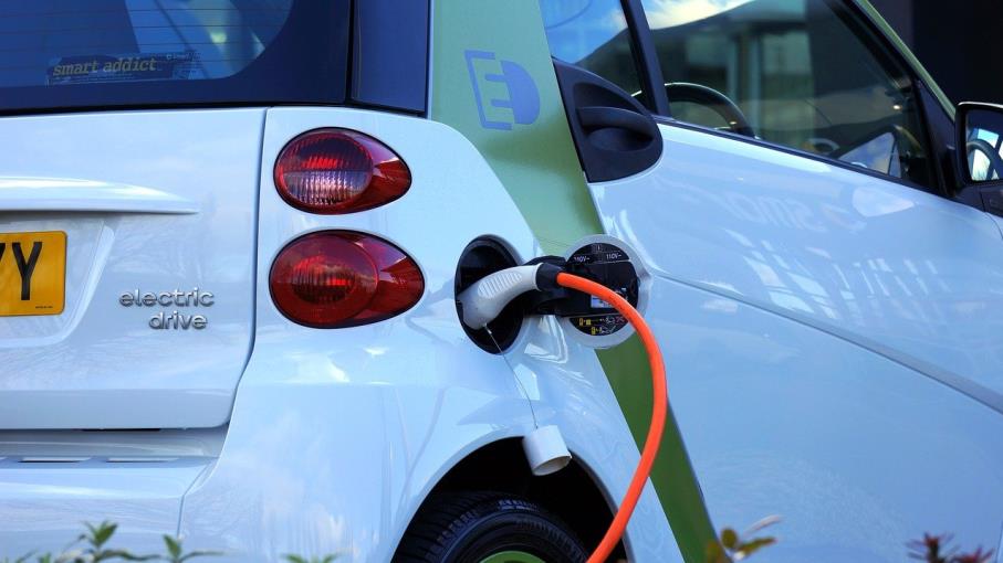 Auto elettriche: 5 fornitori di batterie su cui investire