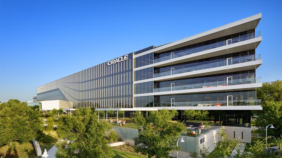 Oracle: cosa fare in vista del maxi-accordo con Meta da 20 miliardi?
