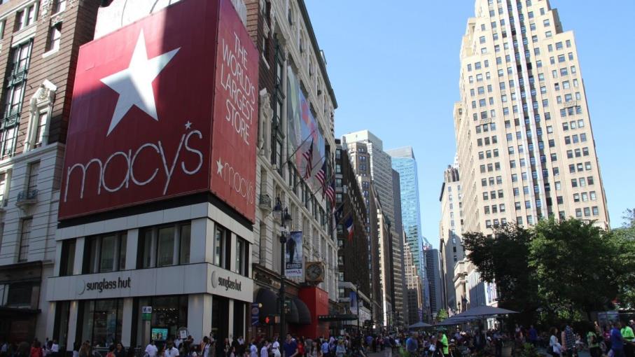 Macy's: cosa fare con il titolo dopo una trimestrale deludente?