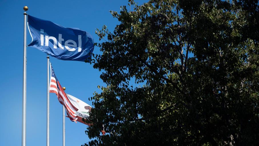 Intel: trimestrale oltre le attese, le azioni volano a Wall Street