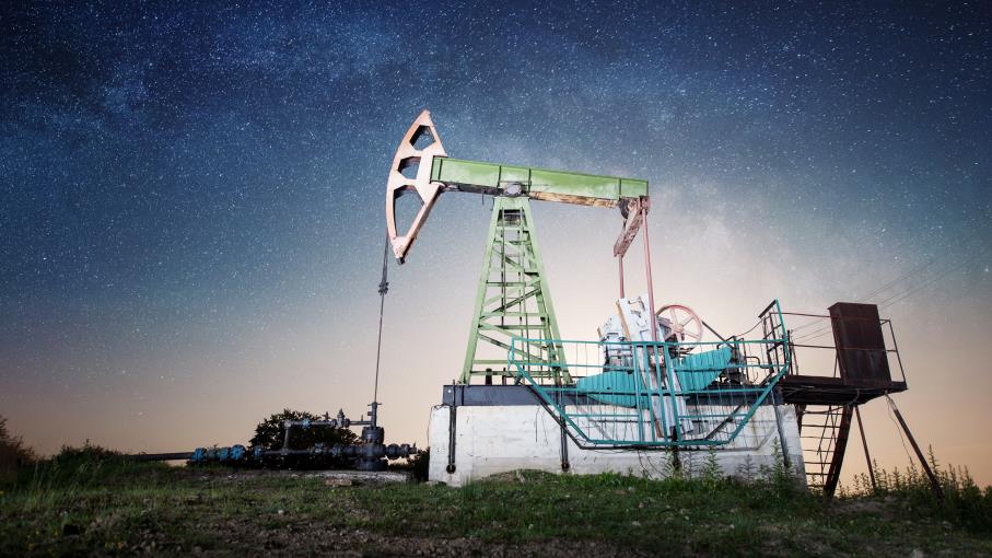 Materie prime: petrolio in calo con il piano di pace USA per l’Ucraina