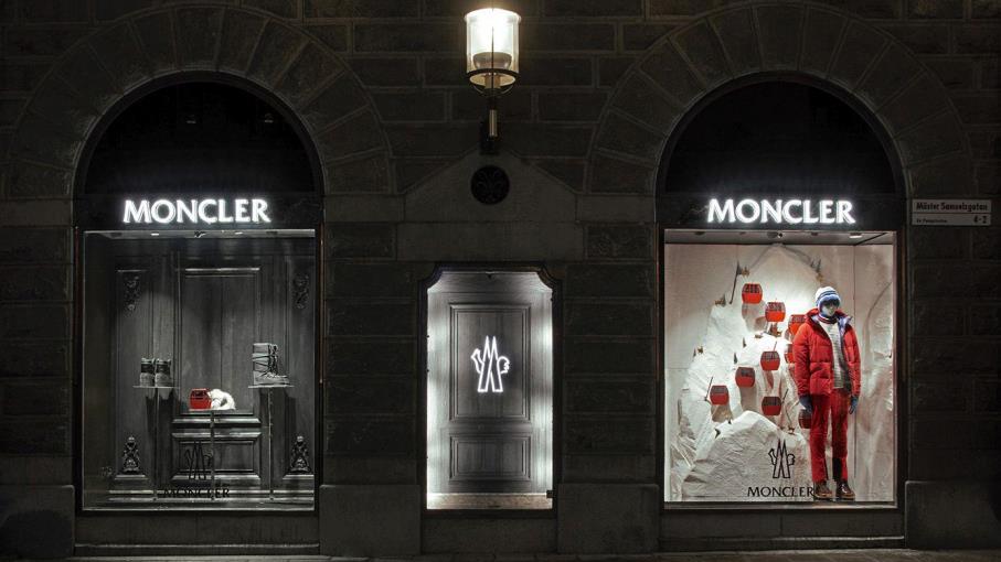 Azioni Moncler: i conti semestrali riusciranno a fermare le vendite?