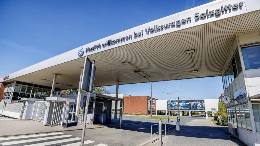 Azioni Volkswagen: tra ristrutturazione e supporti pluriennali