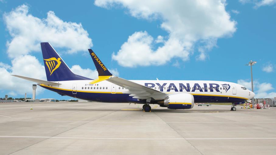 Ryanair: trimestrale oltre le attese, ma pesano i ritardi di Boeing