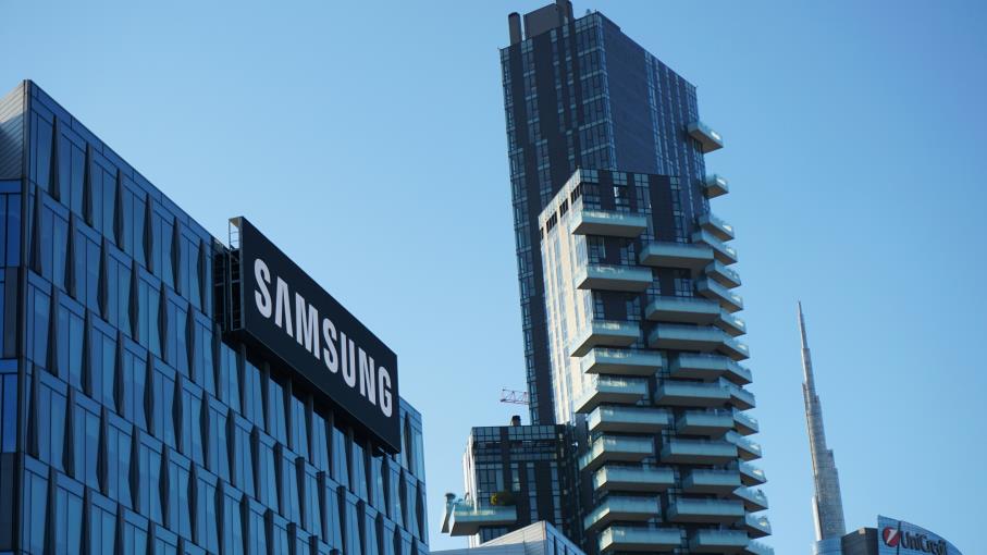 Samsung: nuovo contratto con Tesla per chip AI