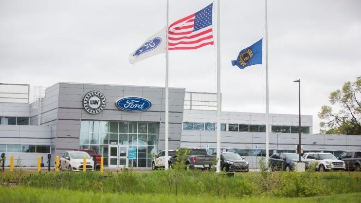 Auto elettriche: Ford investe 11 mld di dollari per le batterie